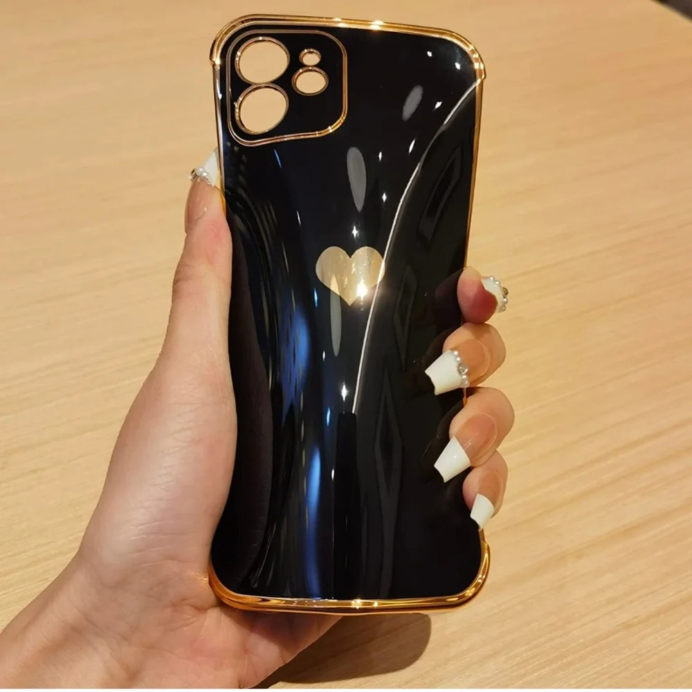 NEW! Women Heart iPhone 12 Cover Soft Luxury Case 6.1 inch Black and gold